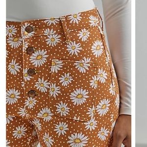 Wrangler Daisy Flare Printed Denim 8 - NWT